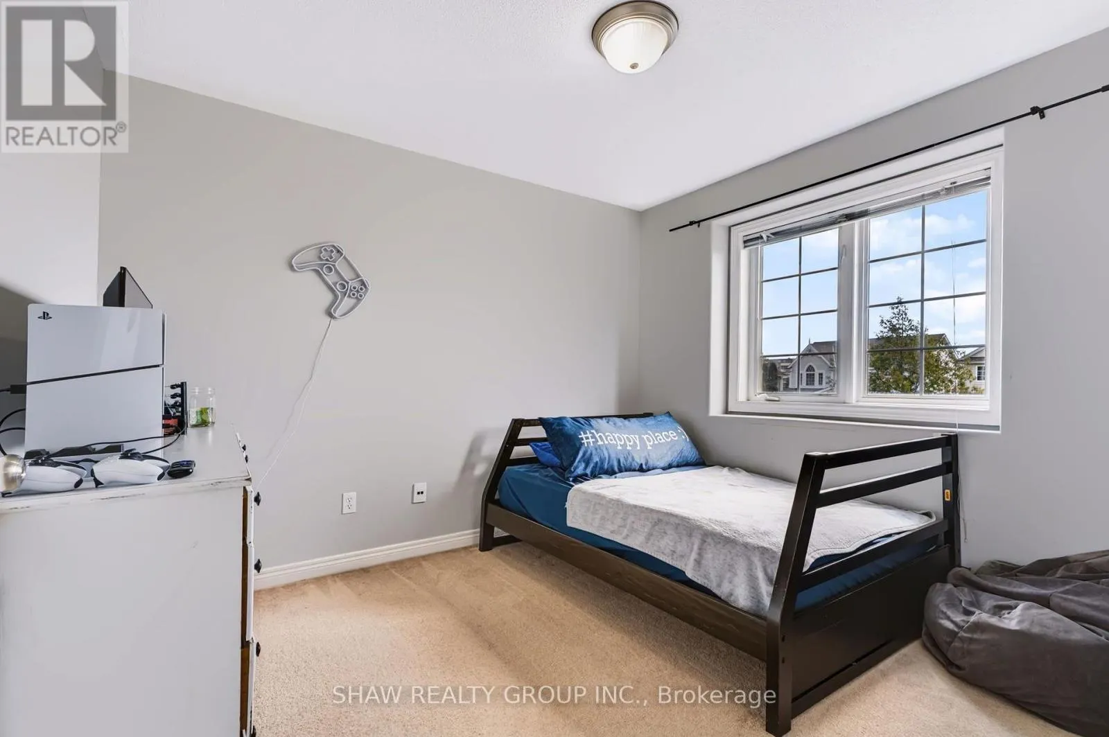 24 FALLINGBROOK CRESCENT