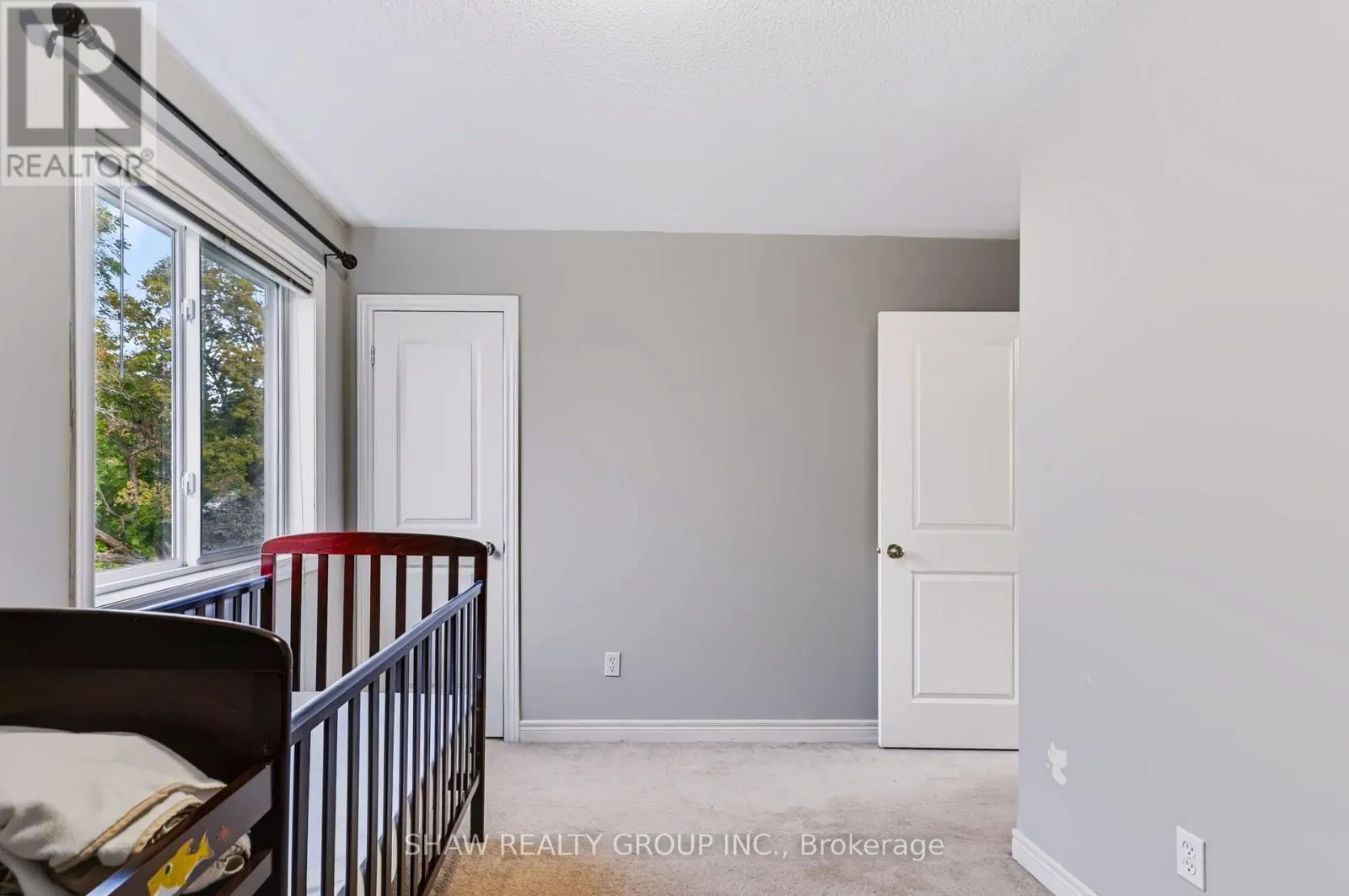 24 FALLINGBROOK CRESCENT