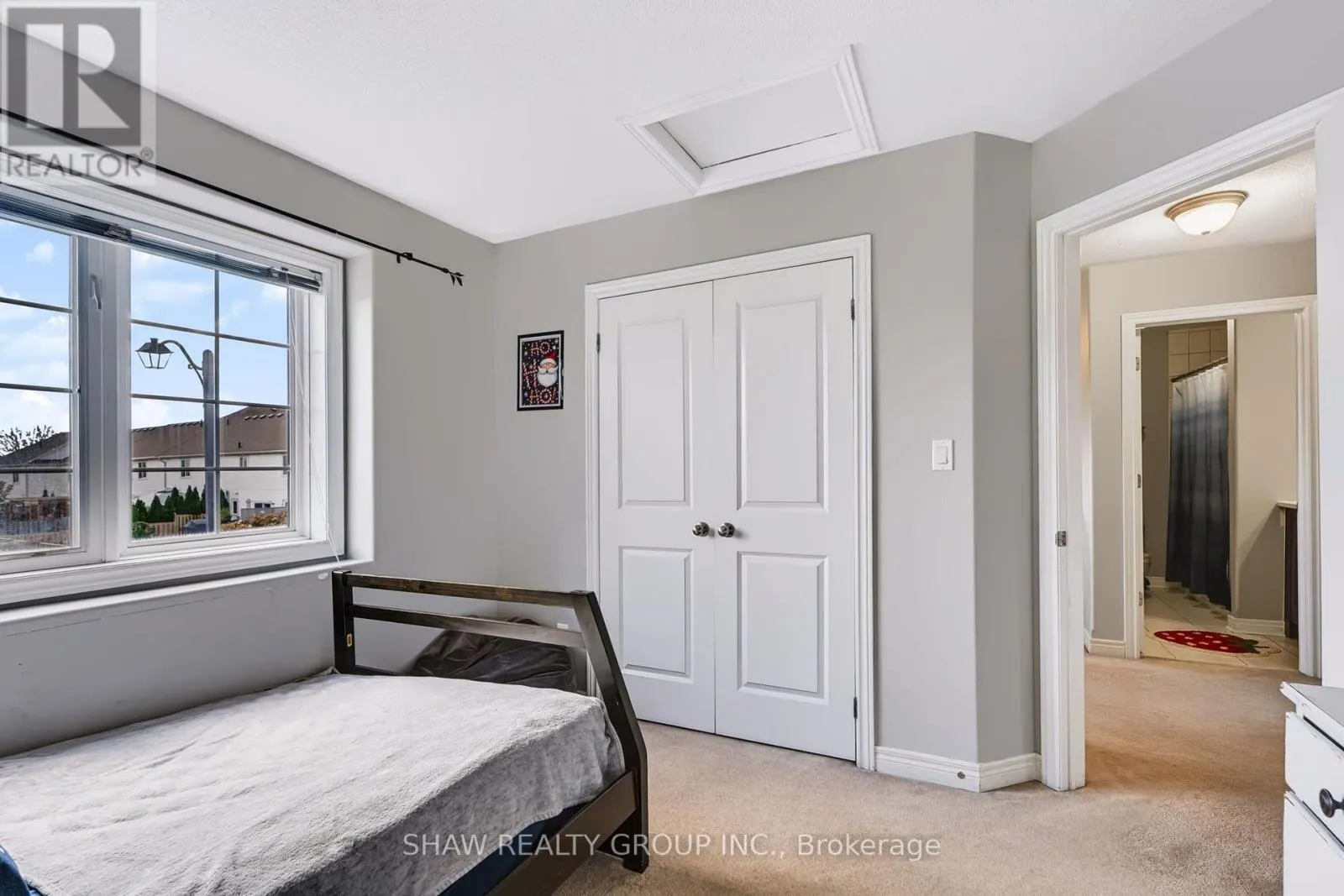 24 FALLINGBROOK CRESCENT