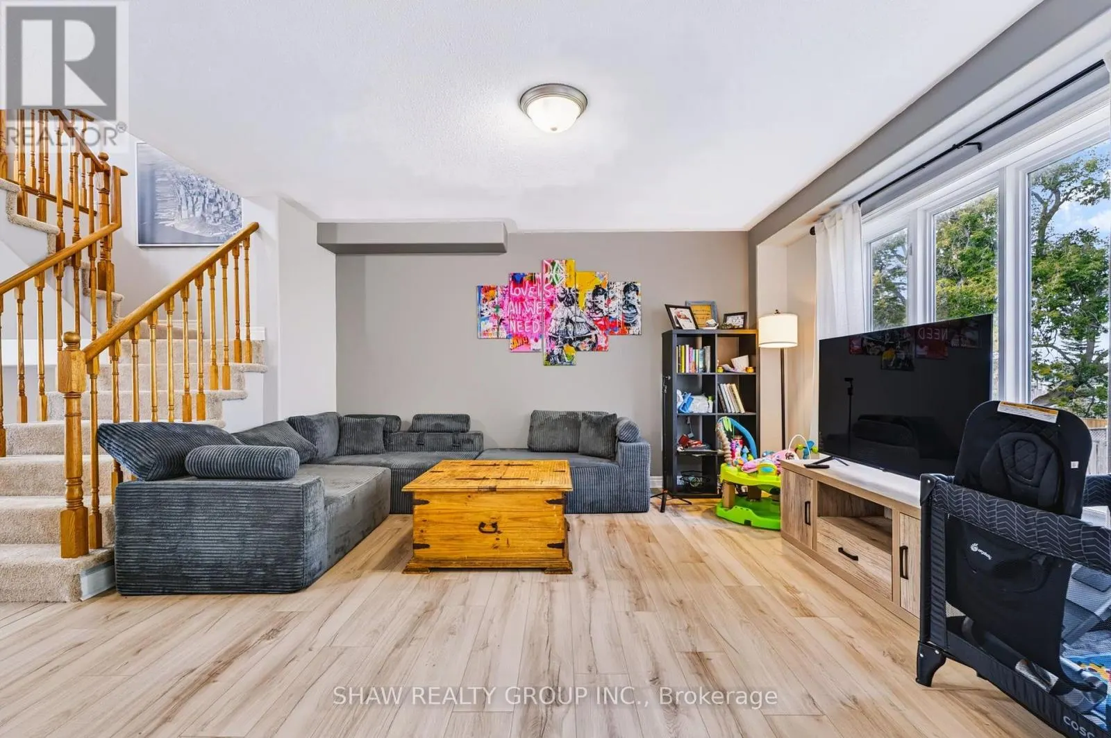 24 FALLINGBROOK CRESCENT