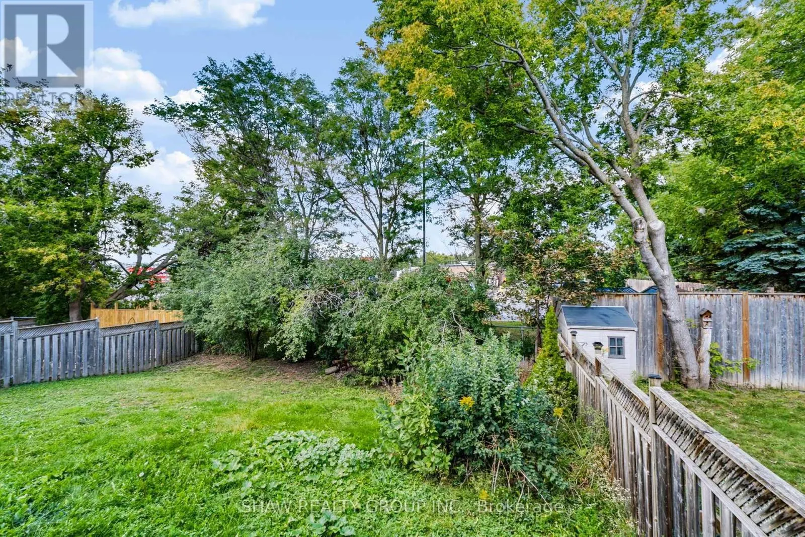 24 FALLINGBROOK CRESCENT