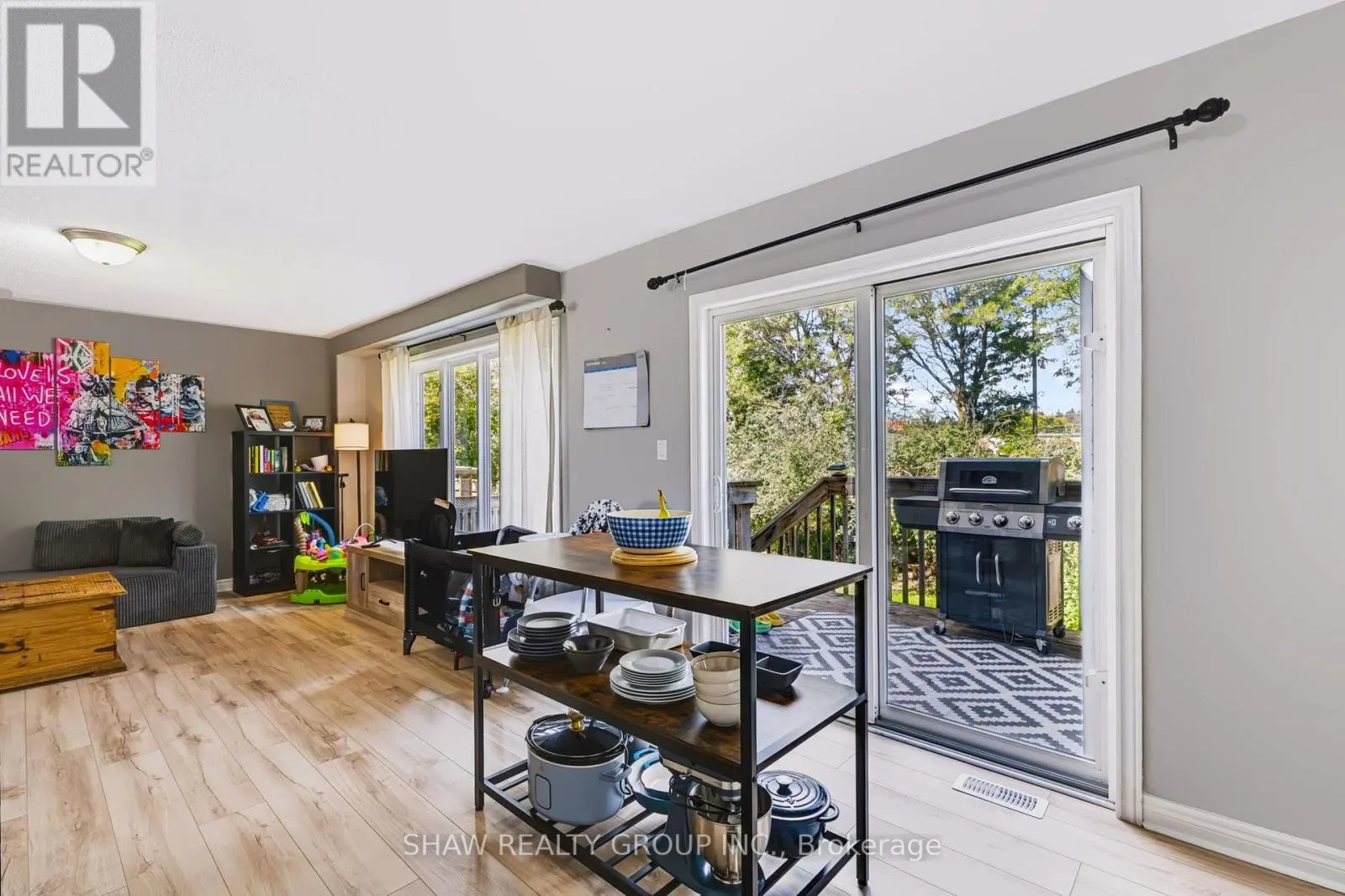 24 FALLINGBROOK CRESCENT