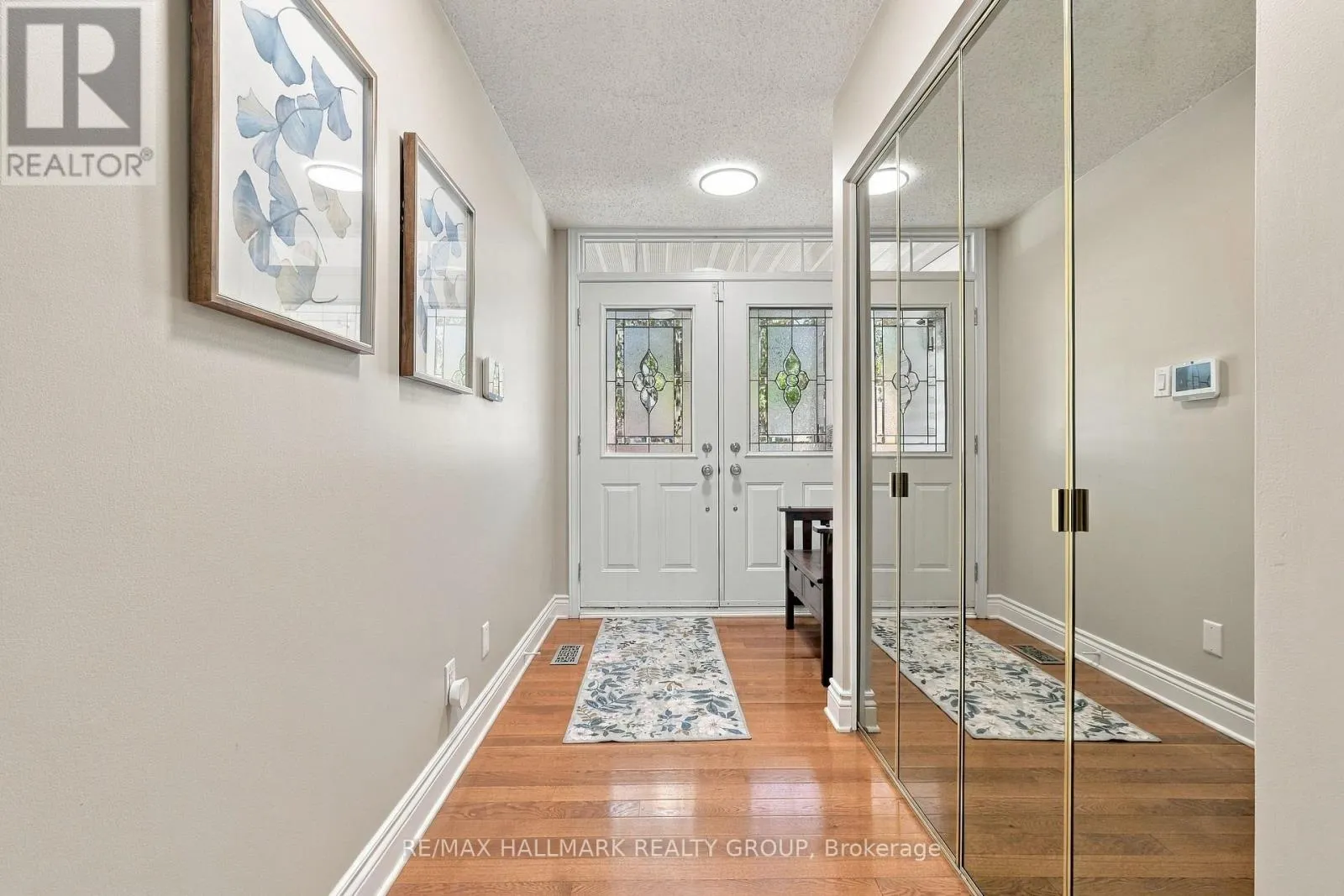 22 GRAND HARBOUR COURT