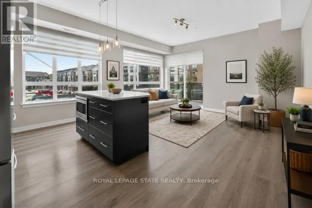 206 - 40 ESPLANADE LANE