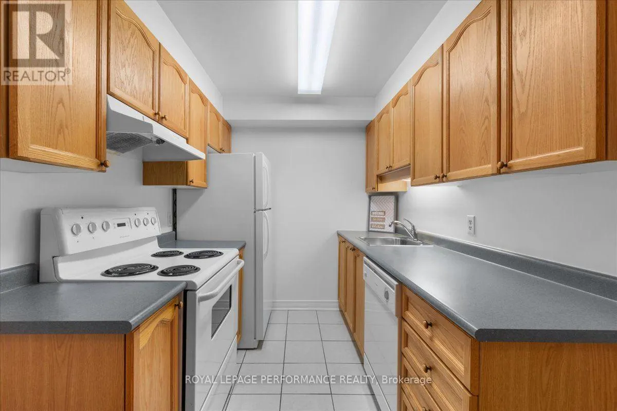 207 - 429 SOMERSET STREET W