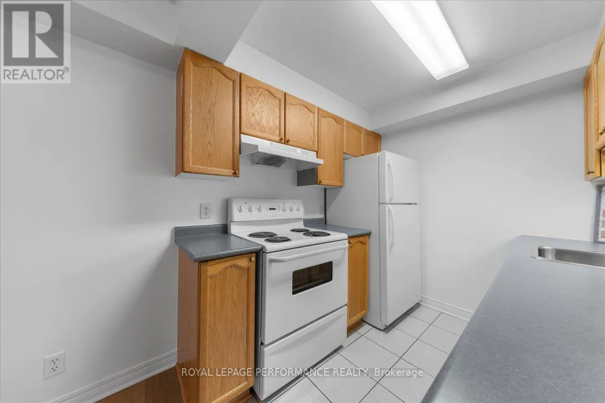 207 - 429 SOMERSET STREET W