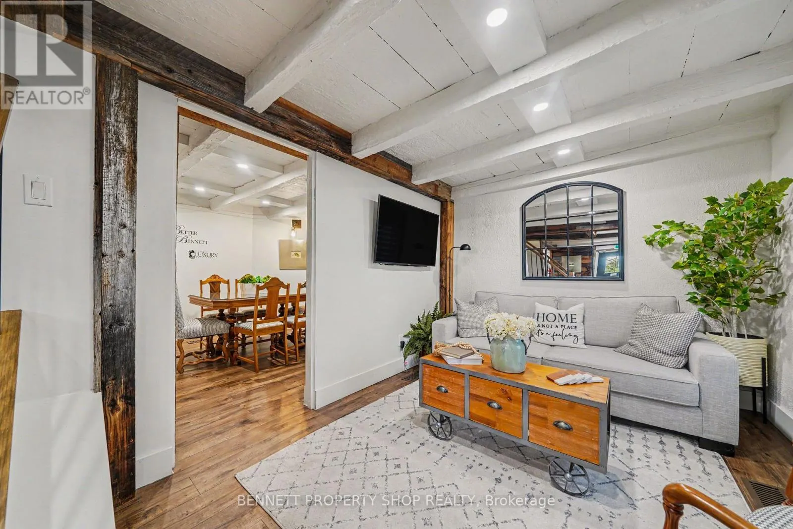 1194 CARP ROAD