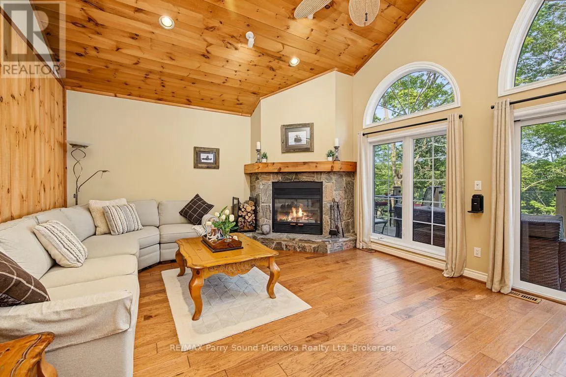 326 BLUE LAKE ROAD