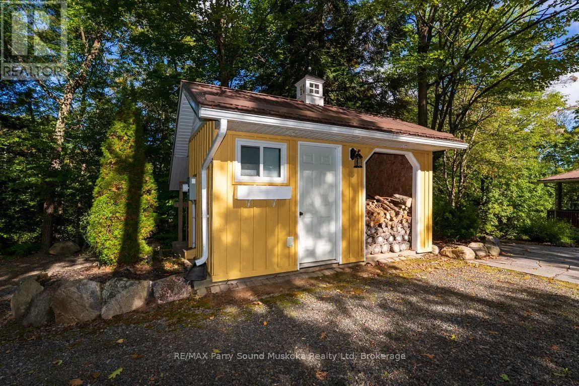 326 BLUE LAKE ROAD
