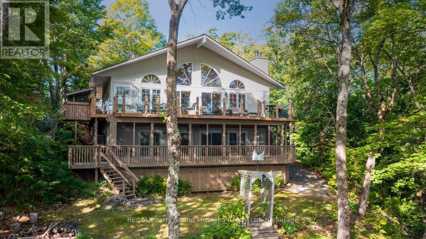 326 BLUE LAKE ROAD