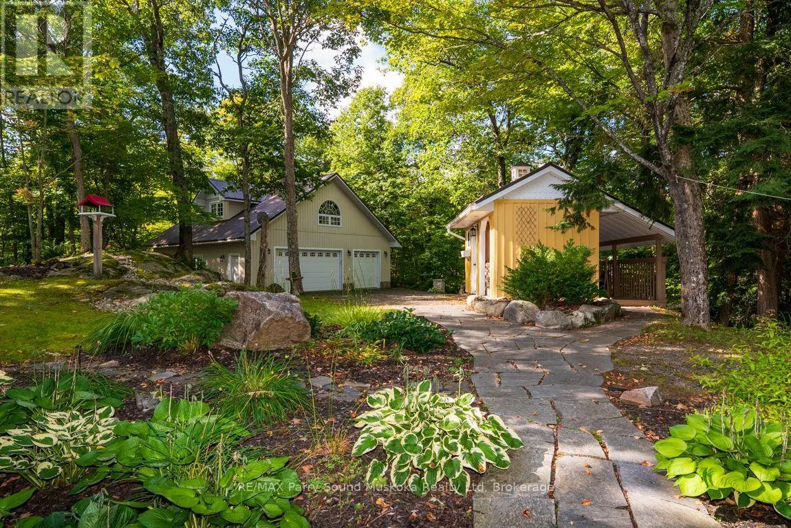 326 BLUE LAKE ROAD