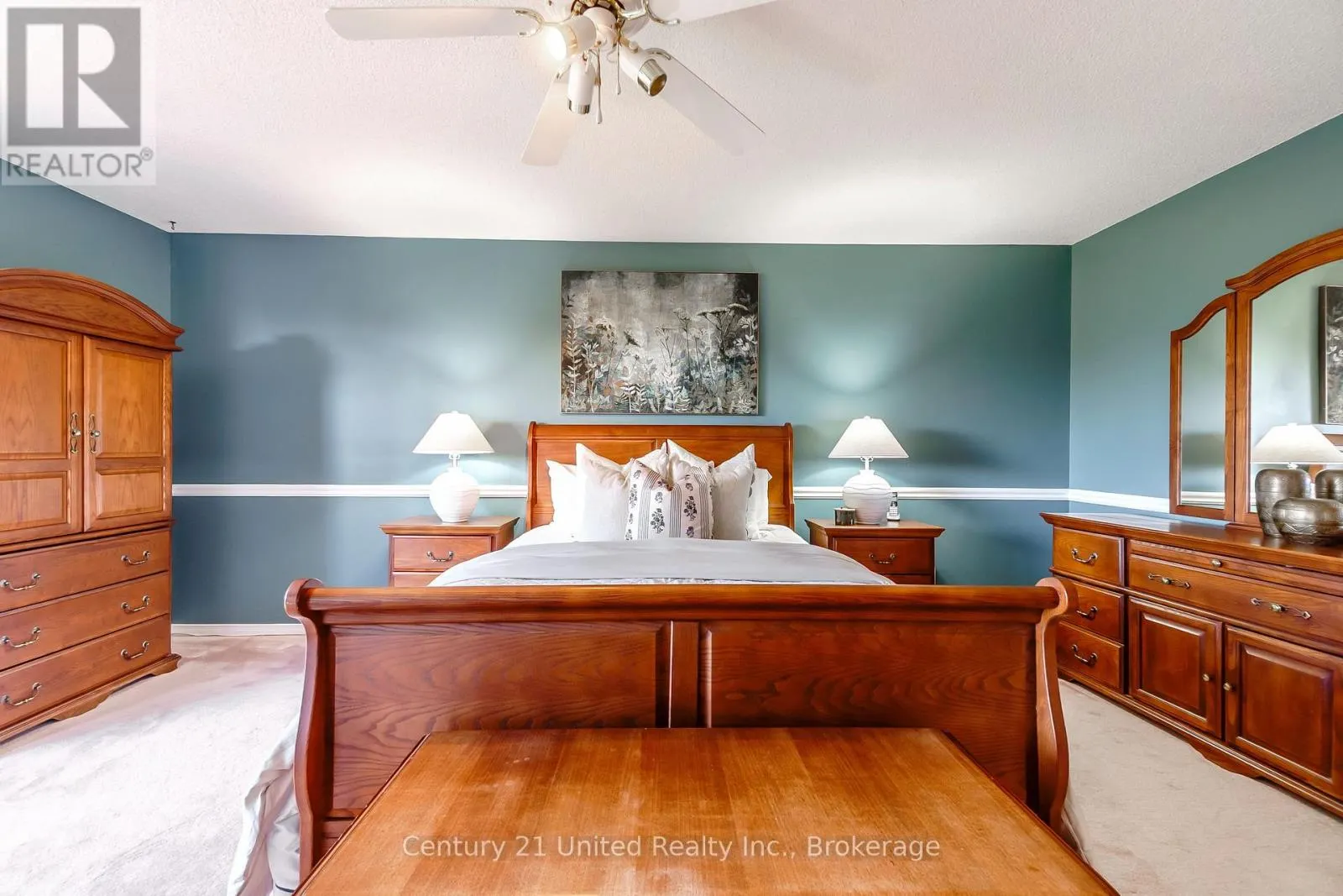 15 - 36 CHAMPLAIN CRESCENT #15