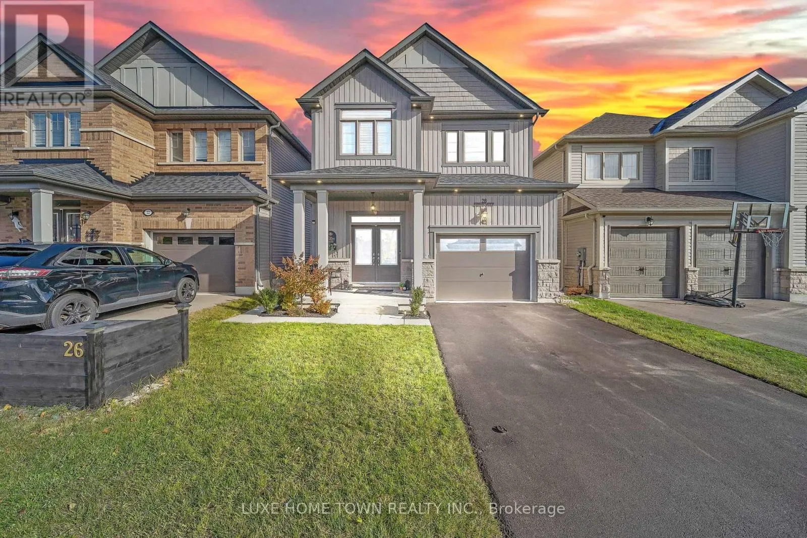 26 GIBBS WAY N