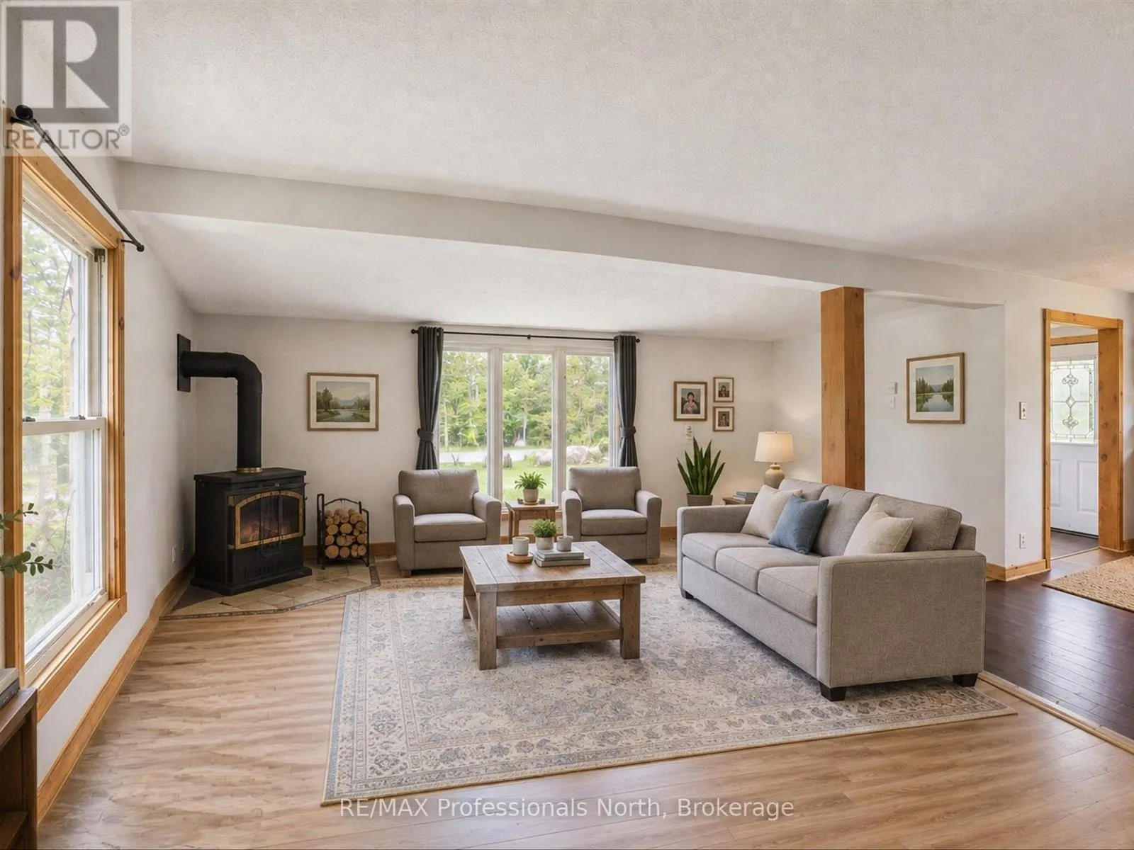 31 HUTCHESON BEACH ROAD E