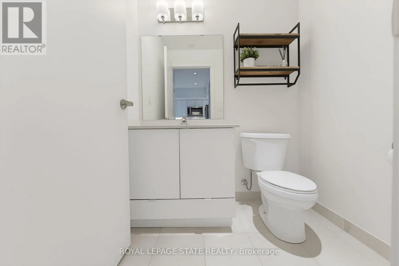 513 - 16 MARKLE CRESCENT