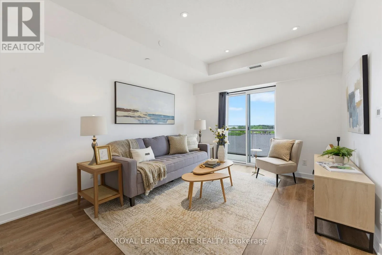 513 - 16 MARKLE CRESCENT