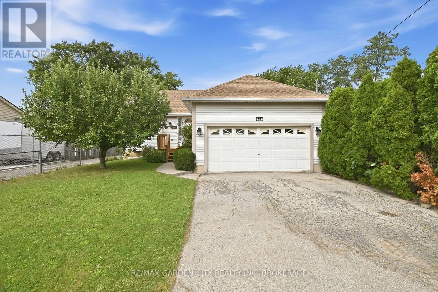 21 B KELSON AVENUE N
