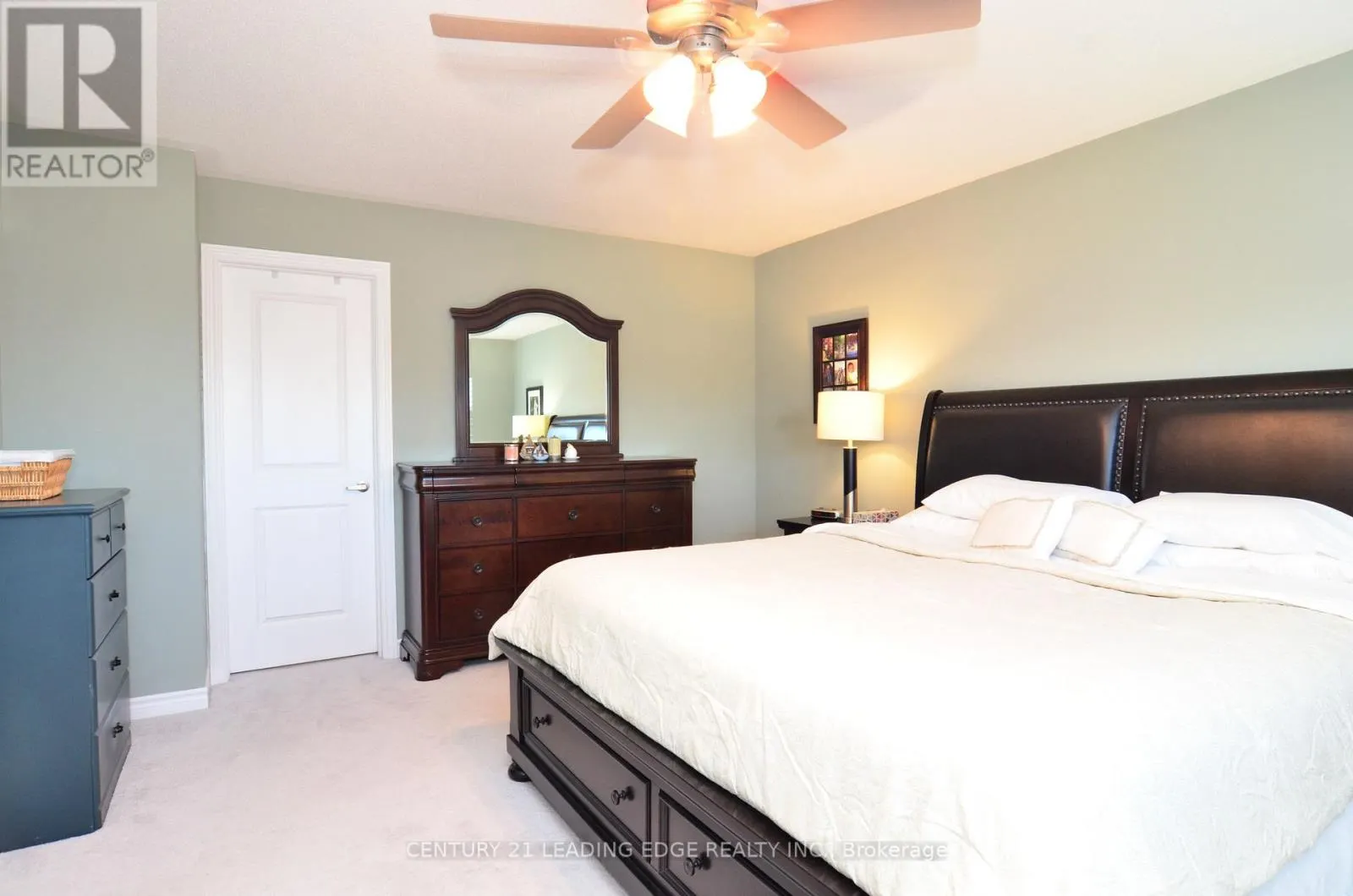 63 NORTHHILL AVENUE
