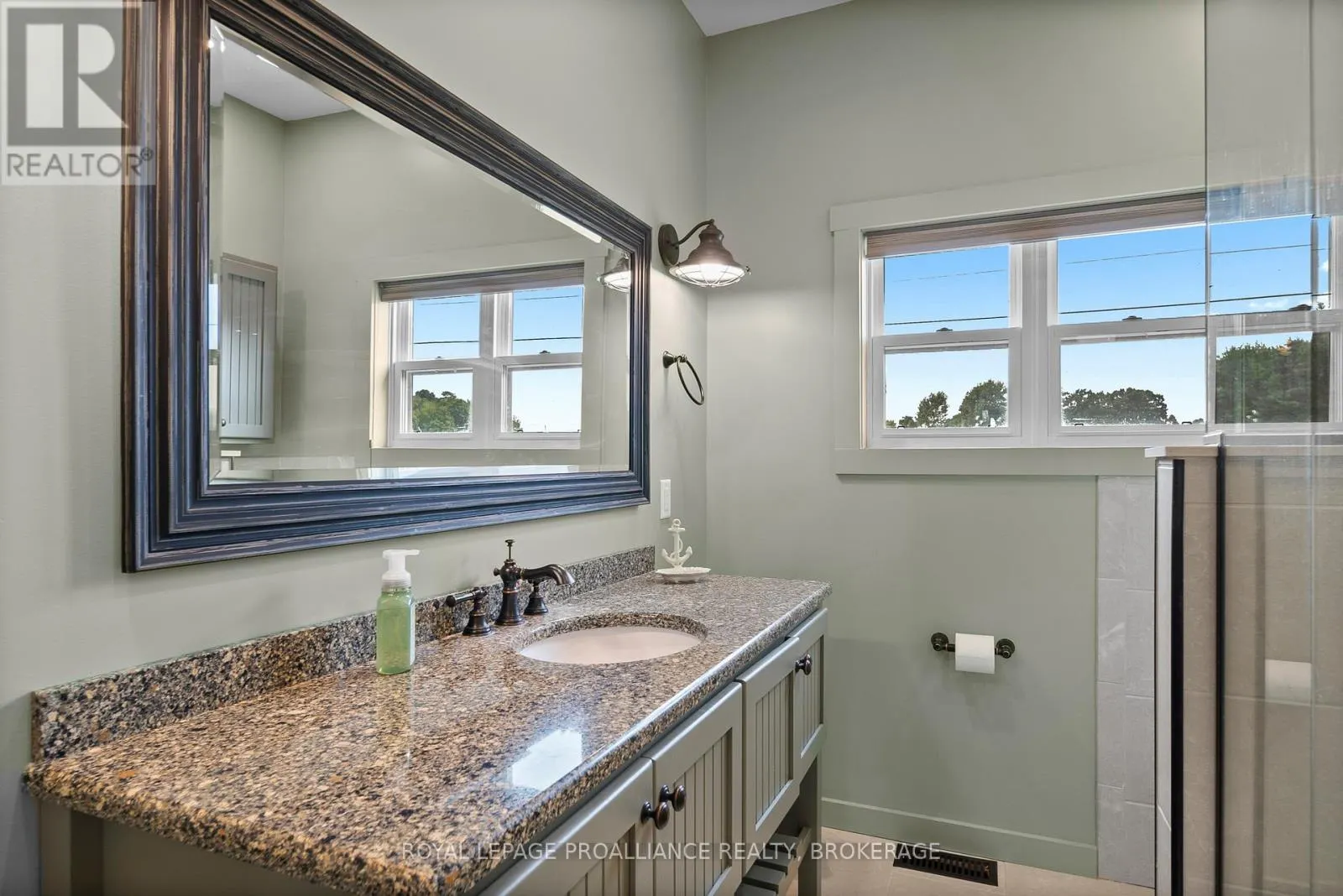 199 & 213 LEONE'S COVE LANE