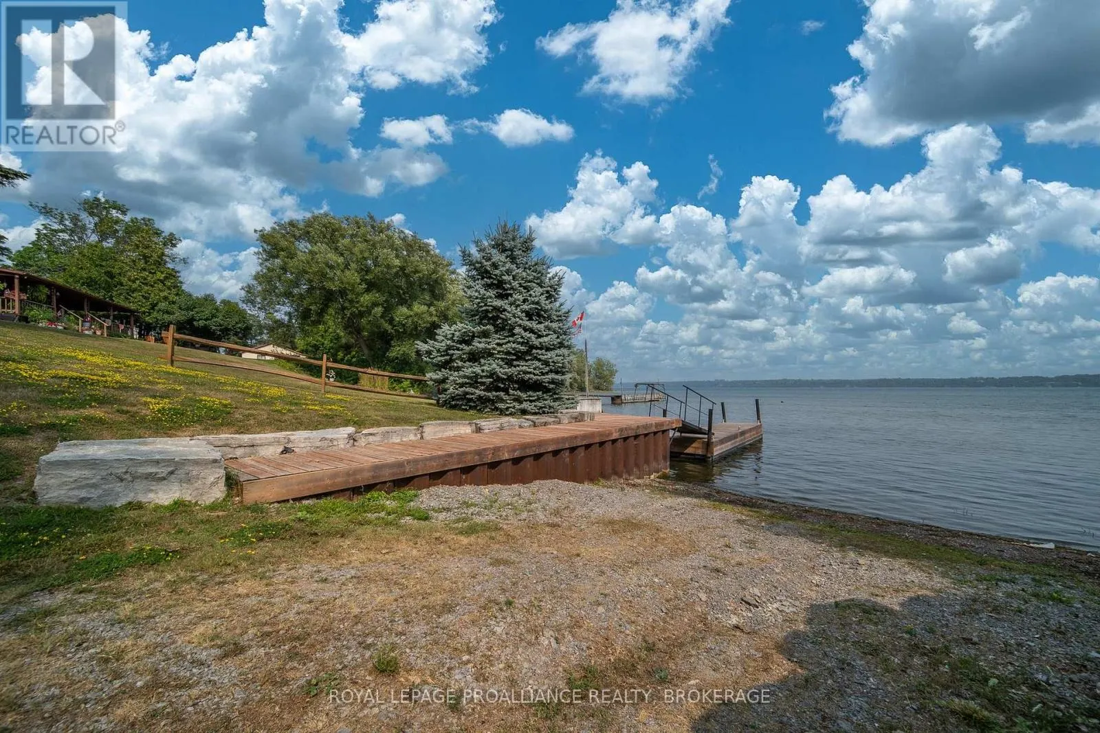 199 & 213 LEONE'S COVE LANE