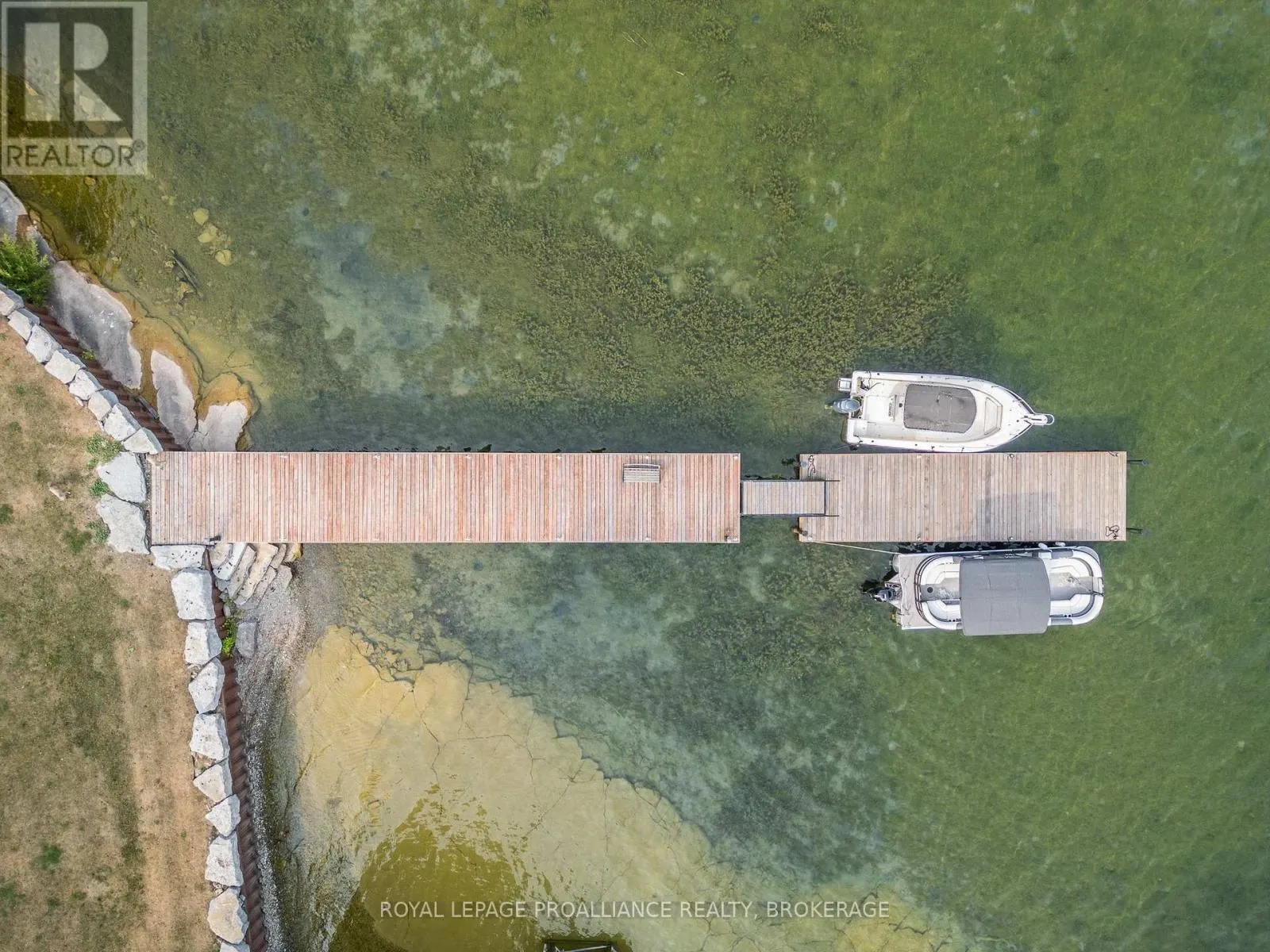 199 & 213 LEONE'S COVE LANE