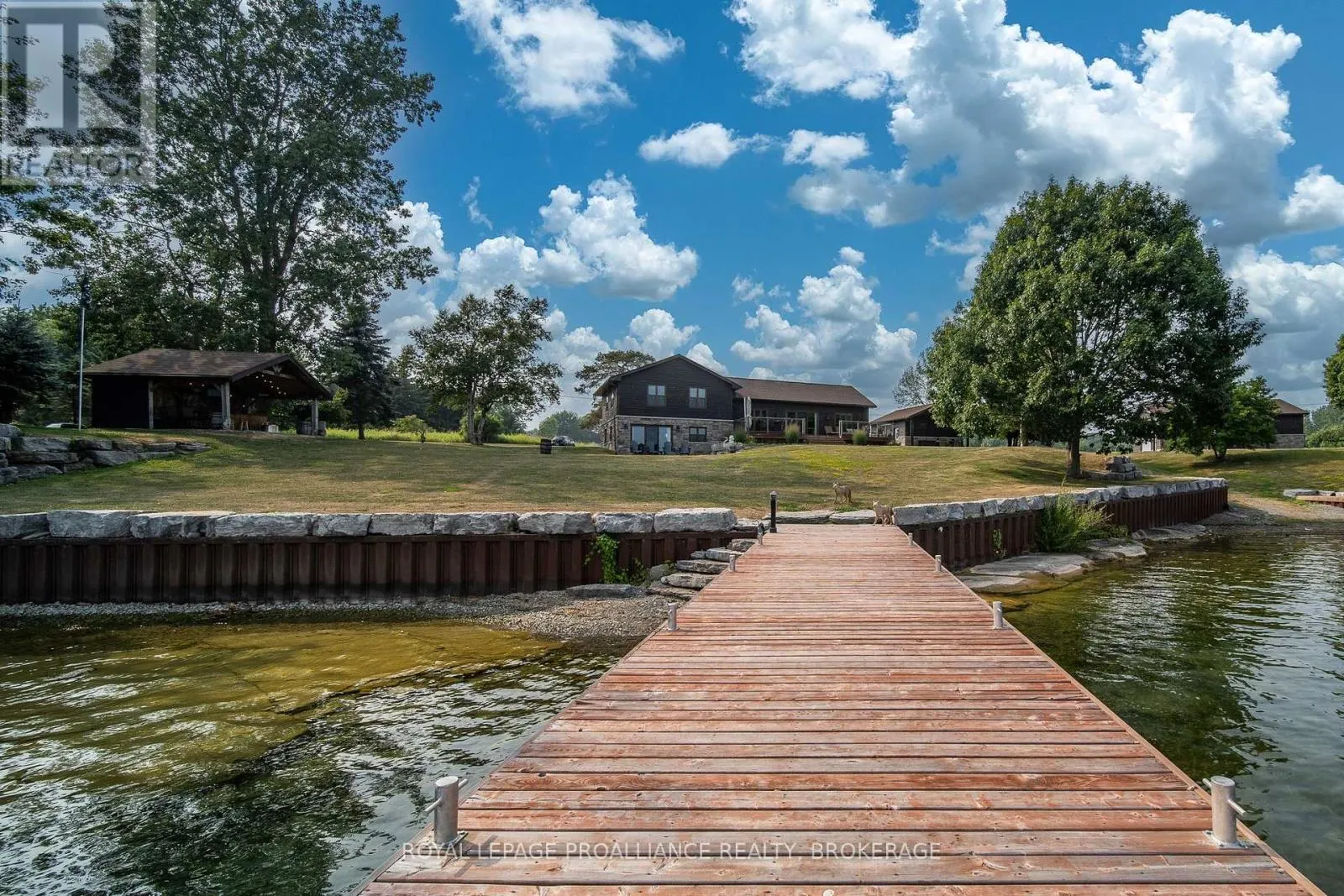 199 & 213 LEONE'S COVE LANE