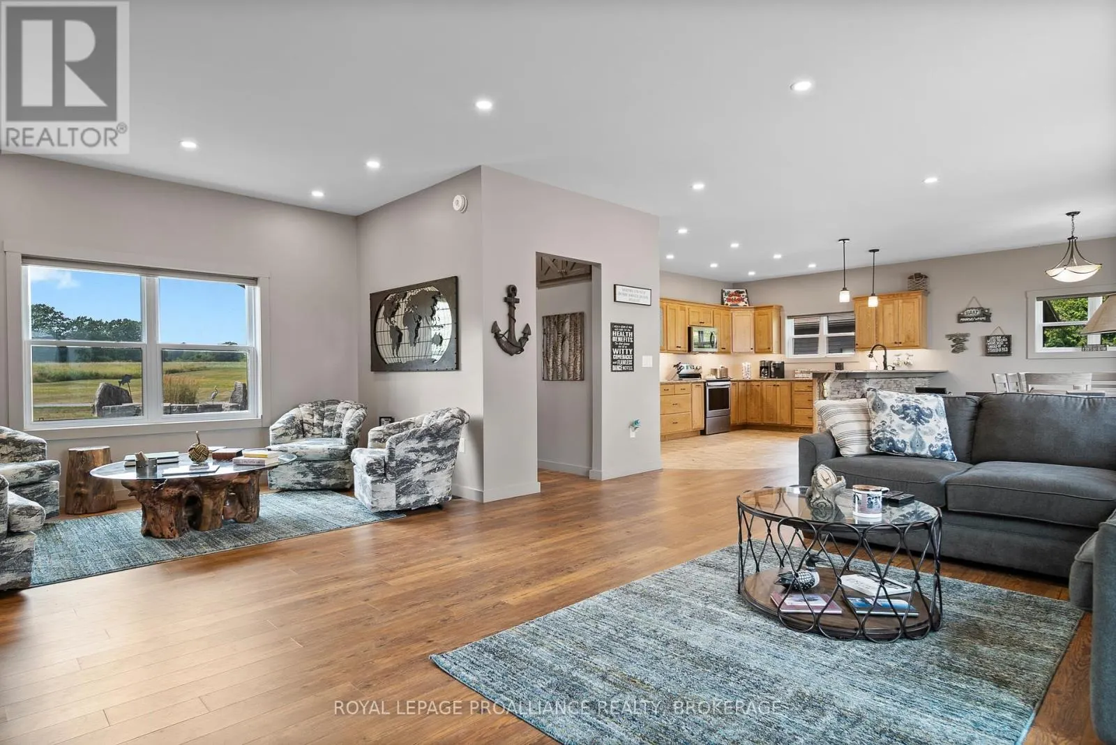 199 & 213 LEONE'S COVE LANE