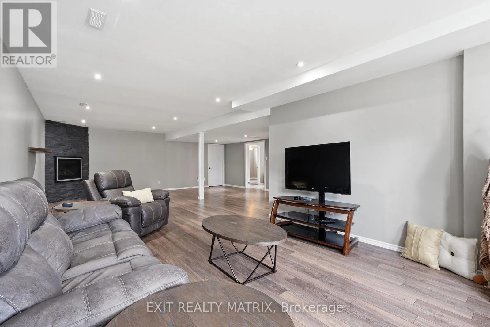 309 COLMAR STREET