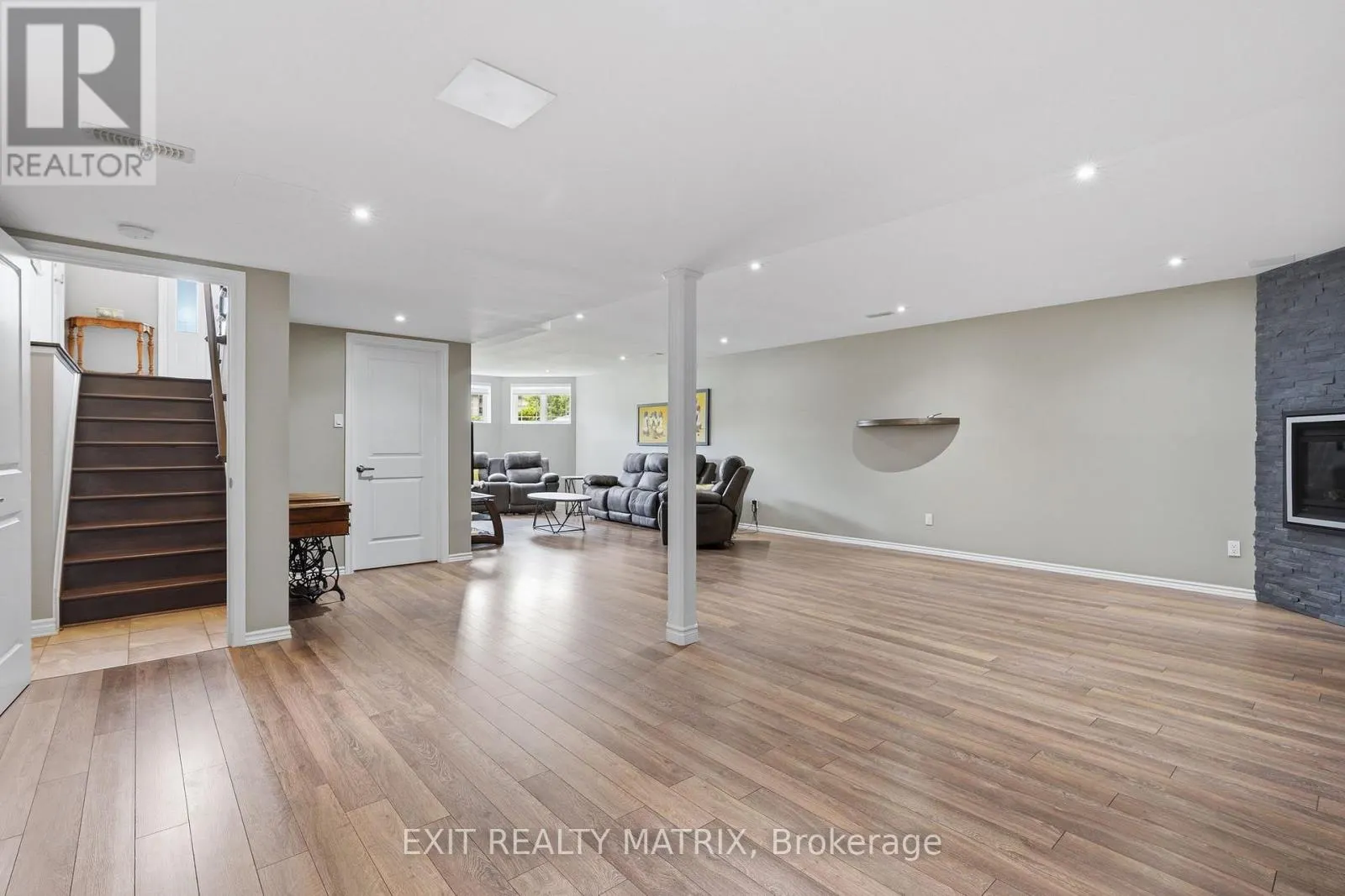309 COLMAR STREET