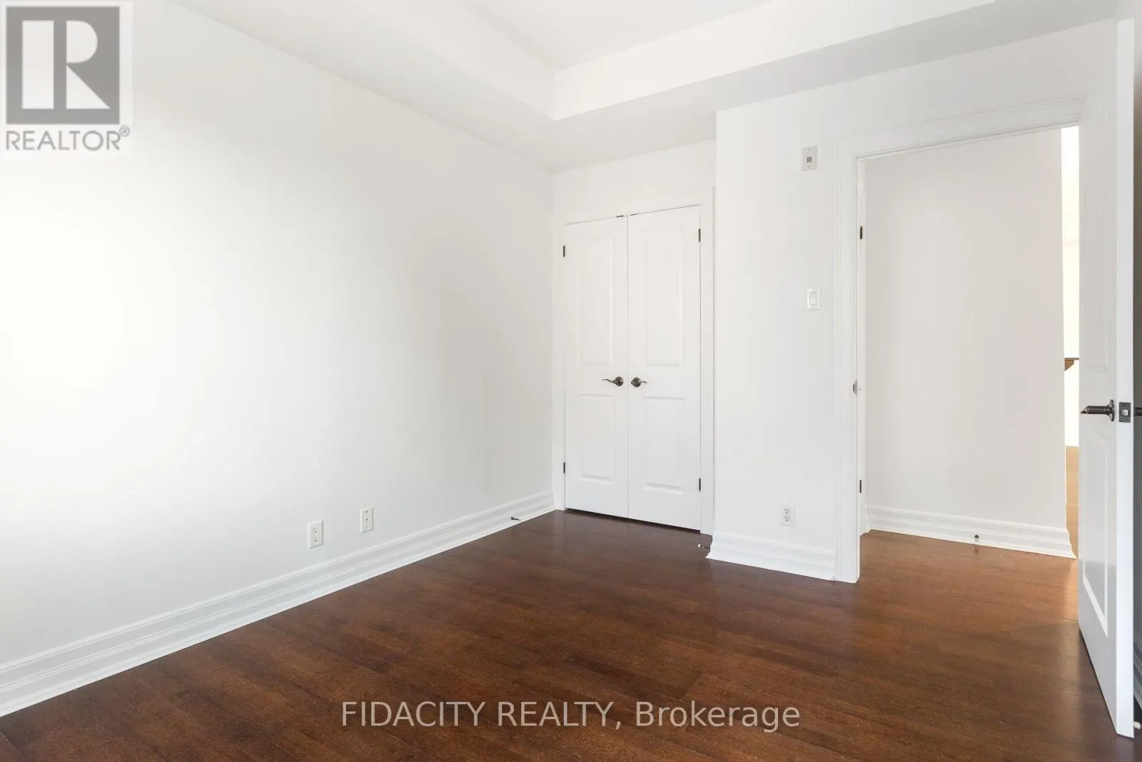302 - 320 MCLEOD STREET