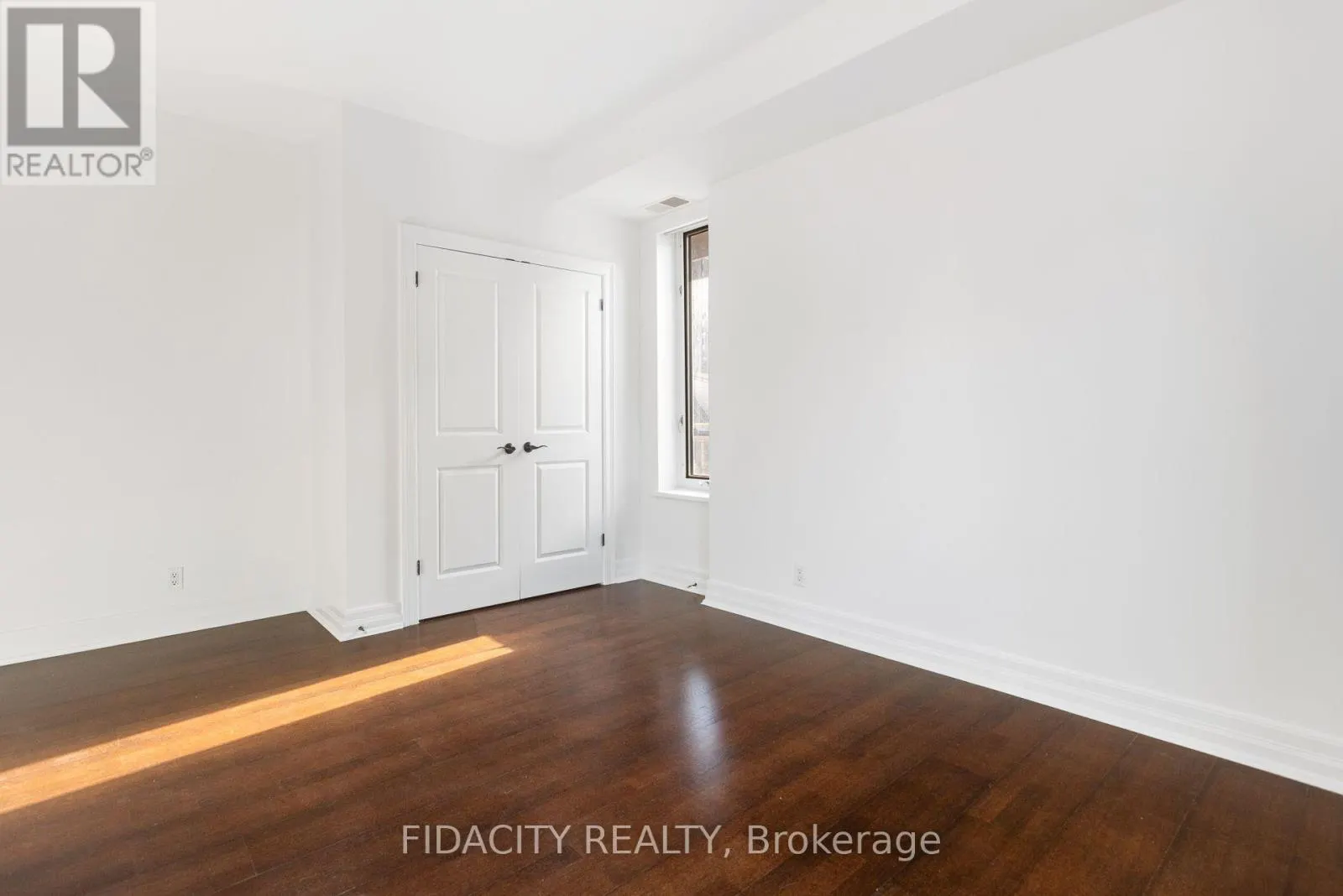 302 - 320 MCLEOD STREET