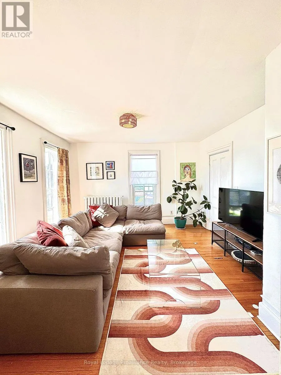 7 MARMORA STREET