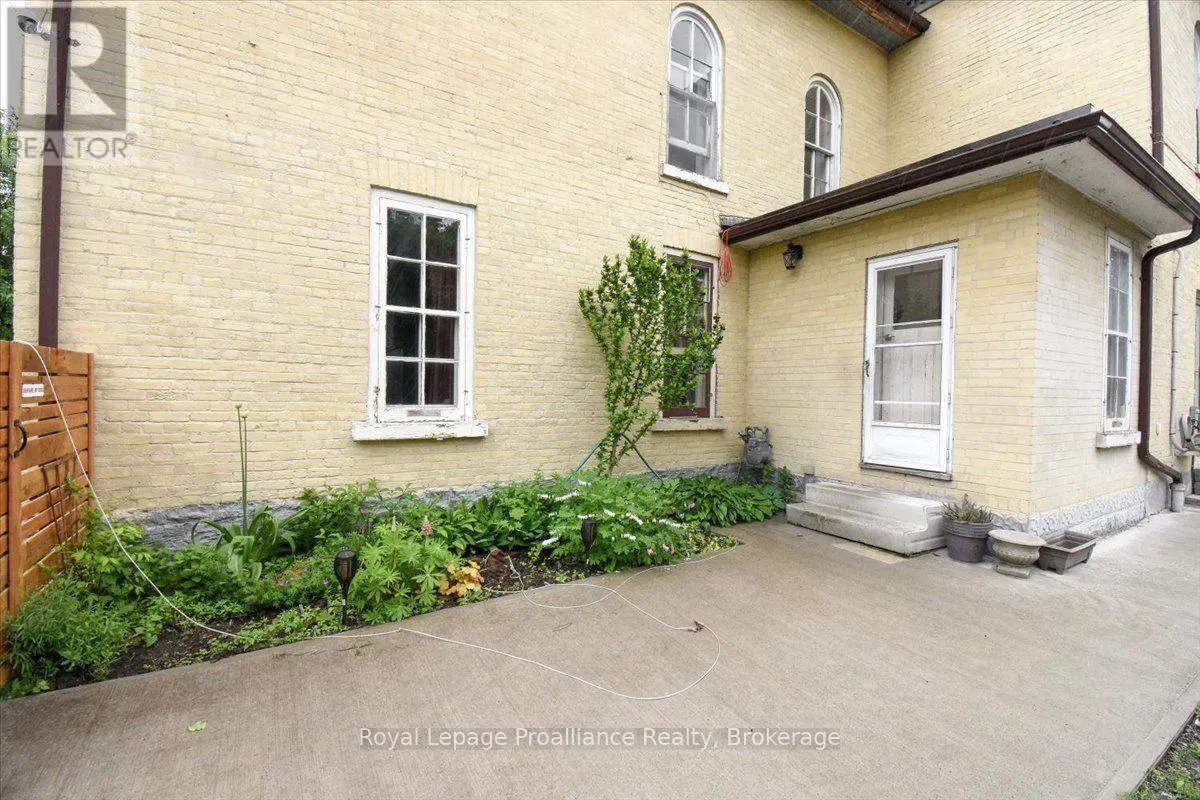 7 MARMORA STREET