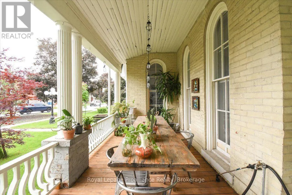 7 MARMORA STREET