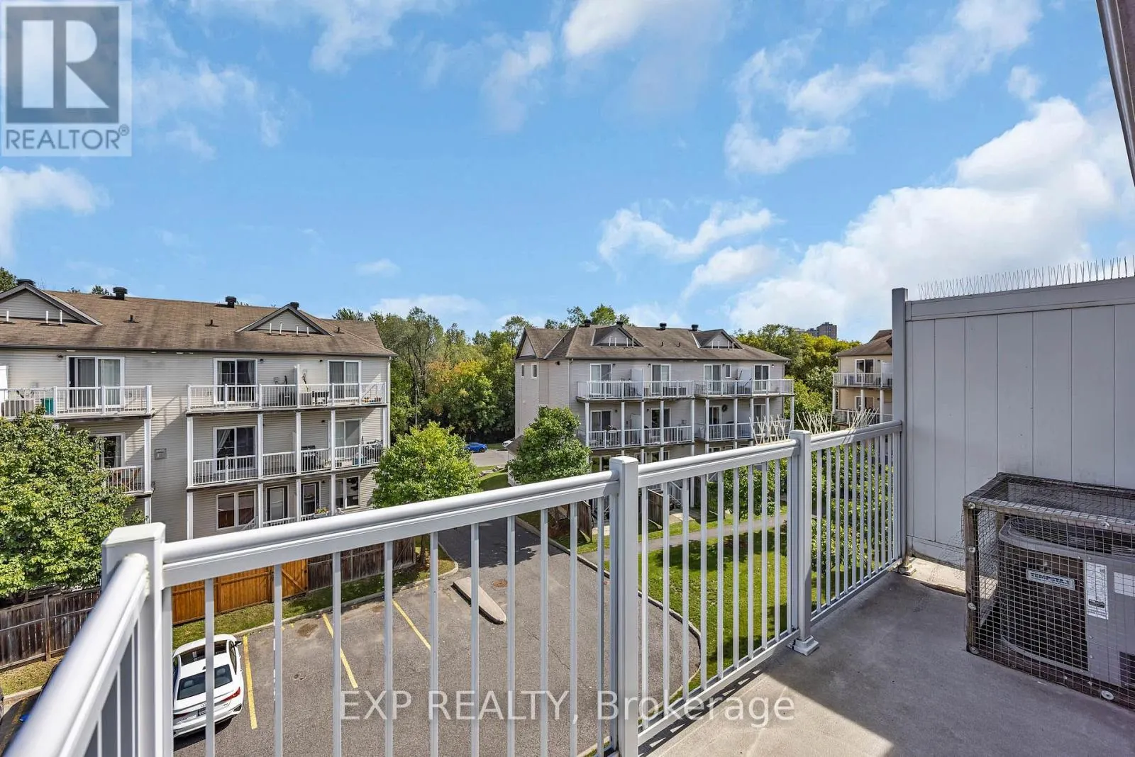 295 - 29 JARDIN PRIVATE E