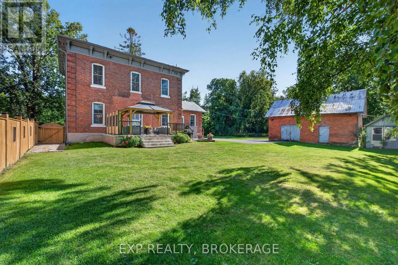 109 RIVER ROAD