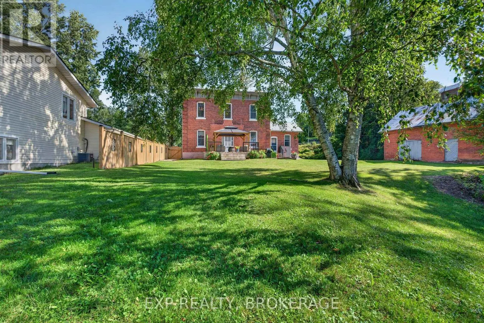 109 RIVER ROAD