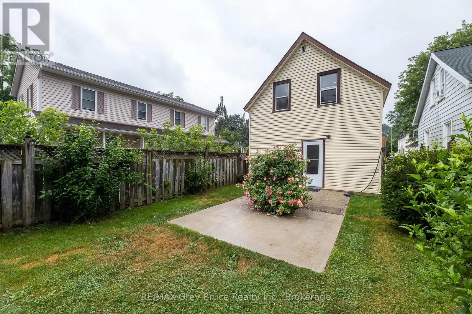 1131 3RD AVENUE W