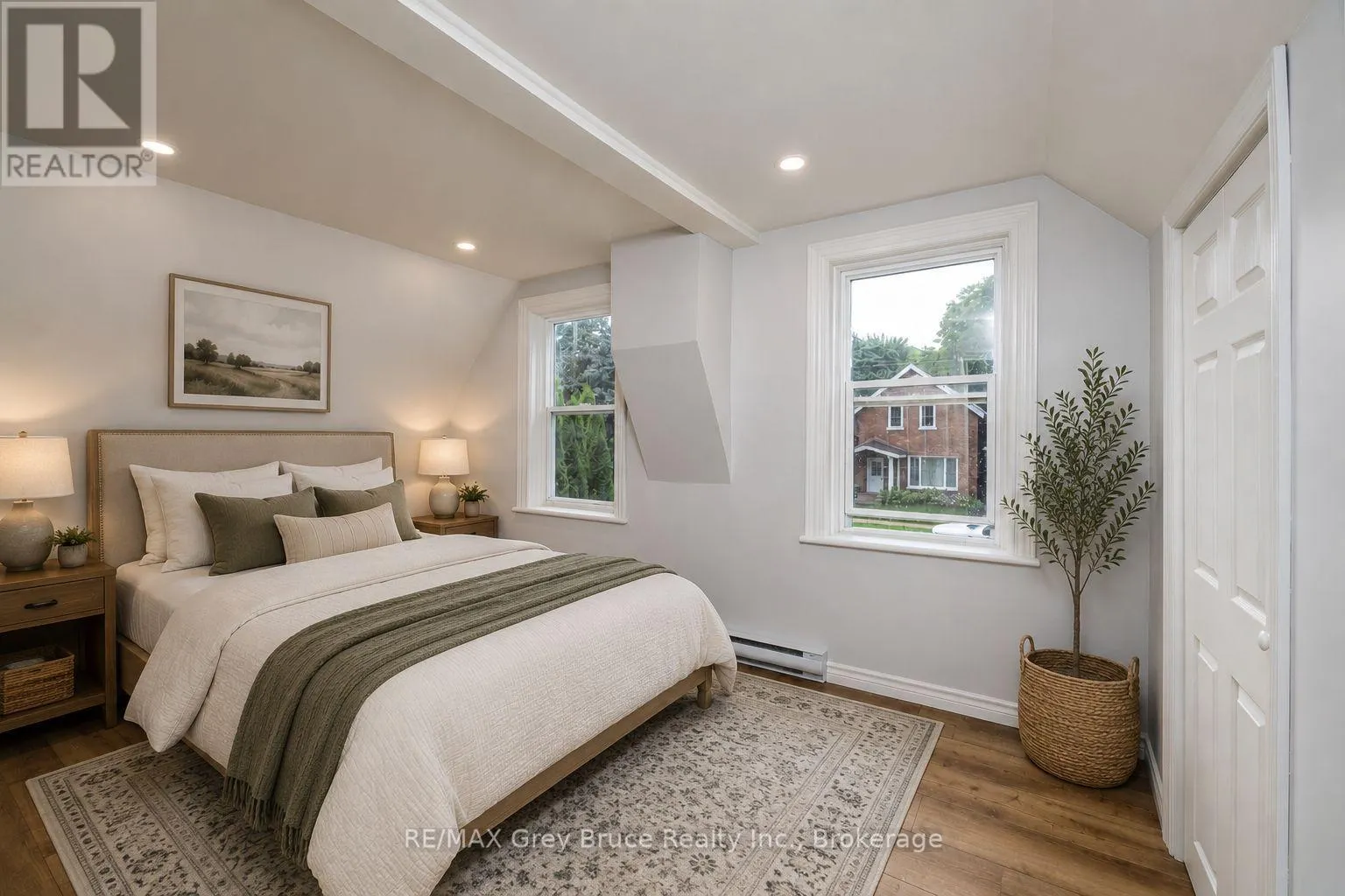 1131 3RD AVENUE W