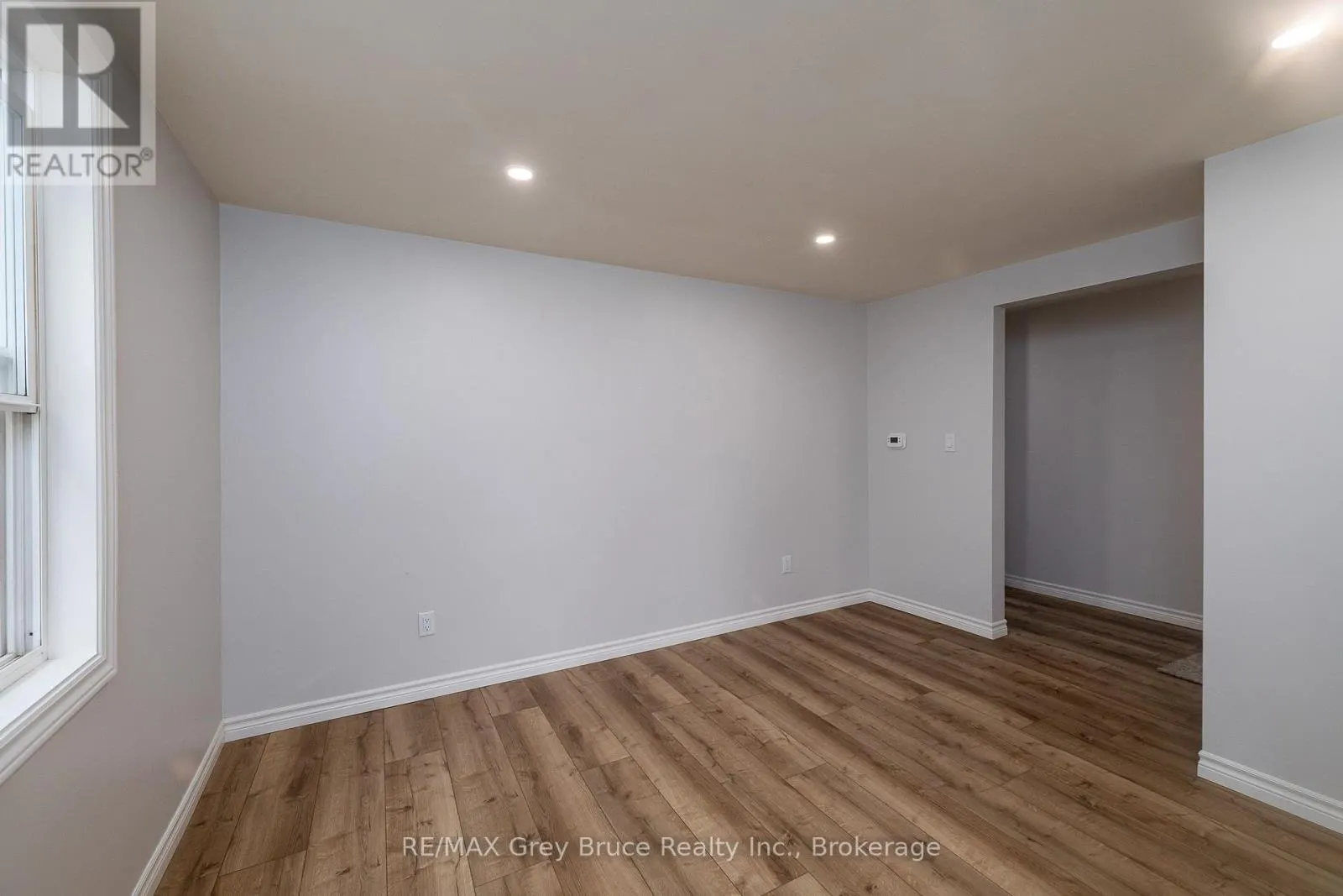 1131 3RD AVENUE W