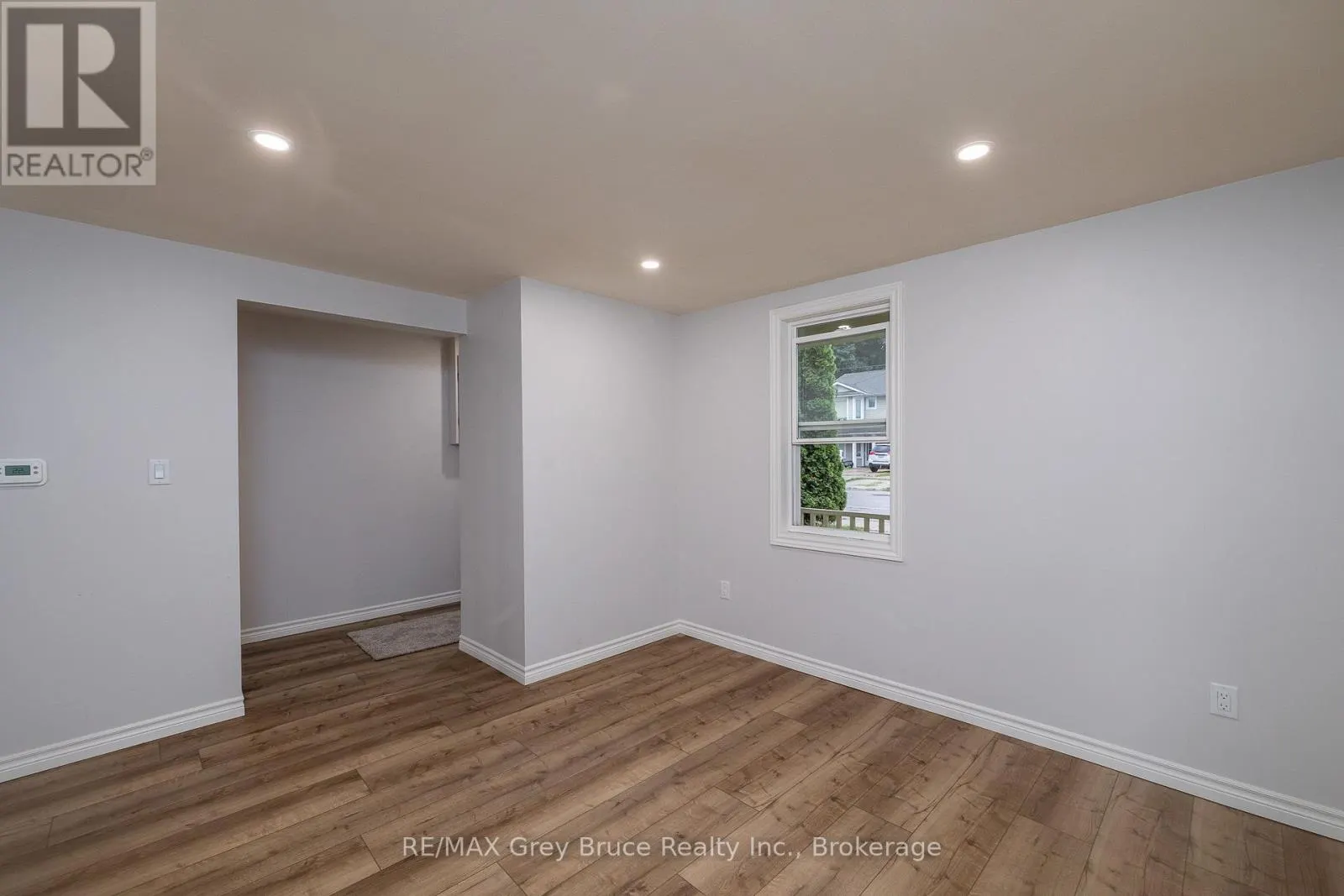1131 3RD AVENUE W