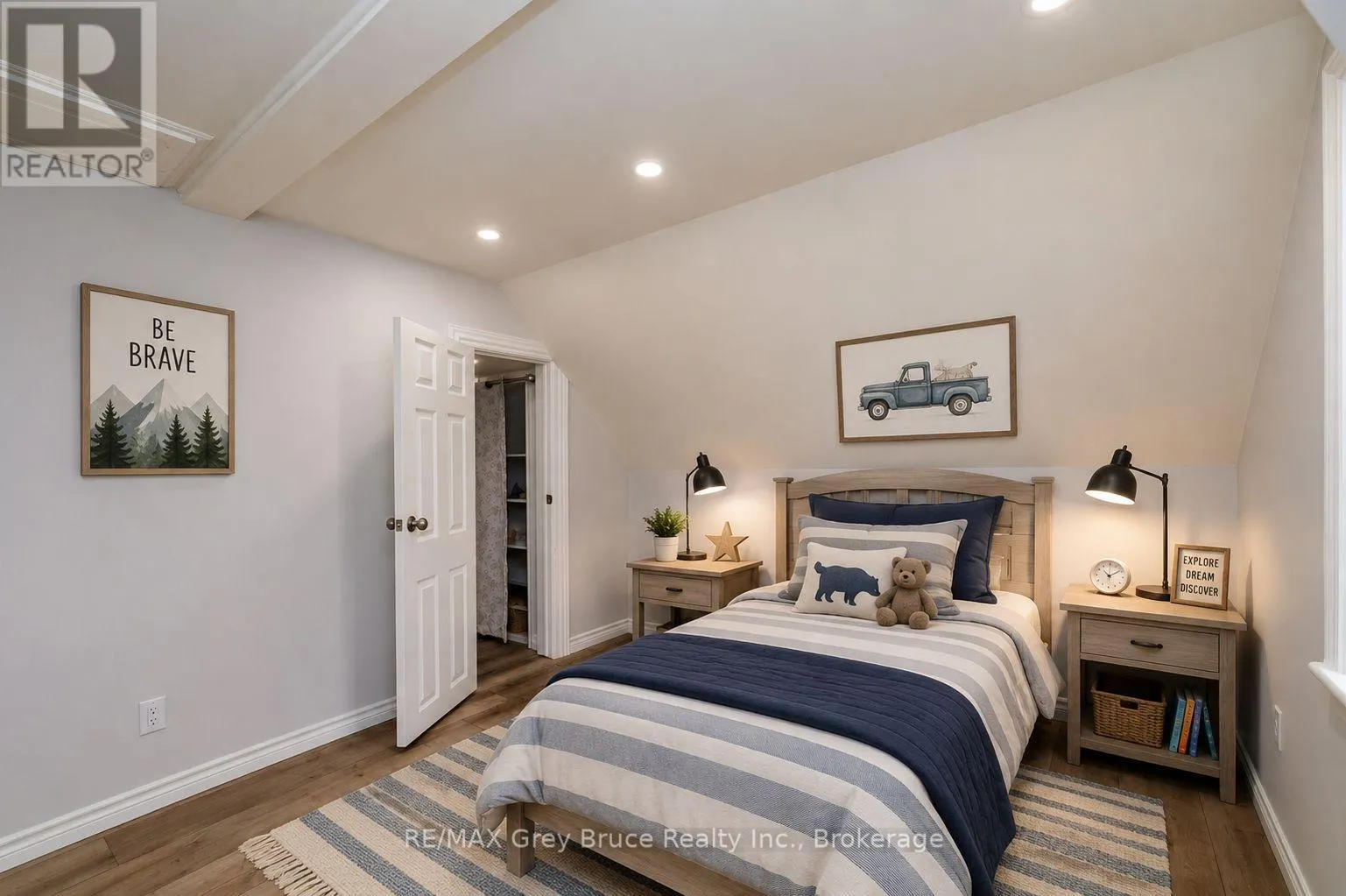 1131 3RD AVENUE W
