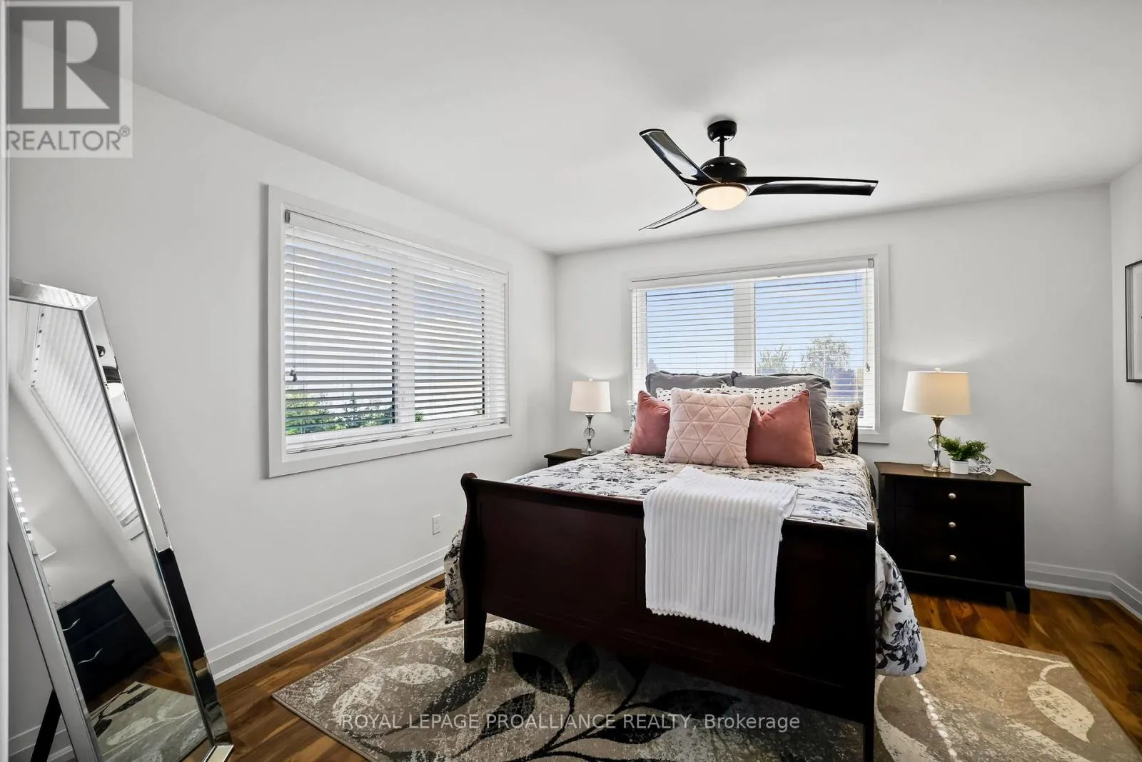 263 LAKESHORE ROAD