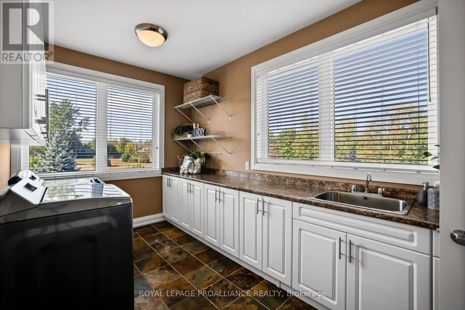 263 LAKESHORE ROAD