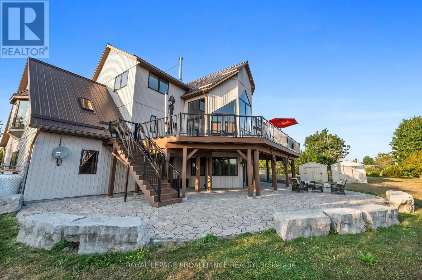 263 LAKESHORE ROAD