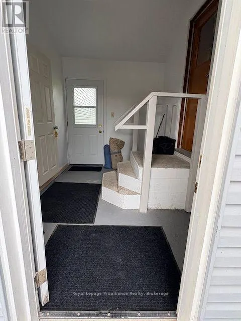 14 PEARL STREET