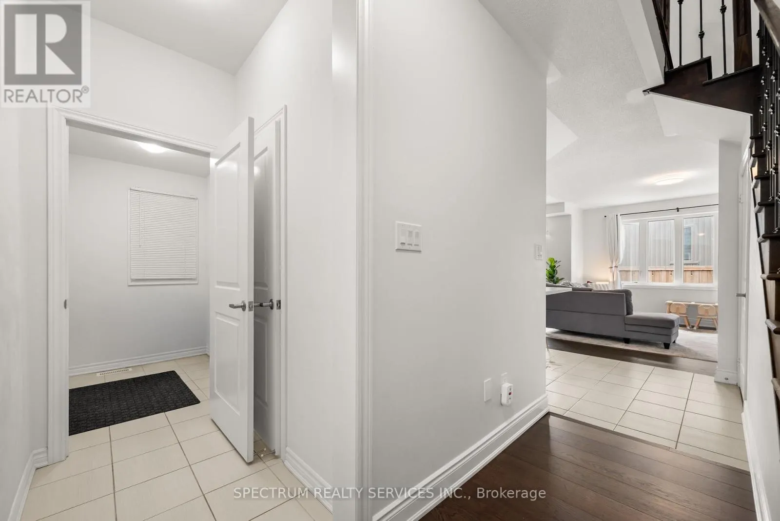 32 HORIZON AVENUE