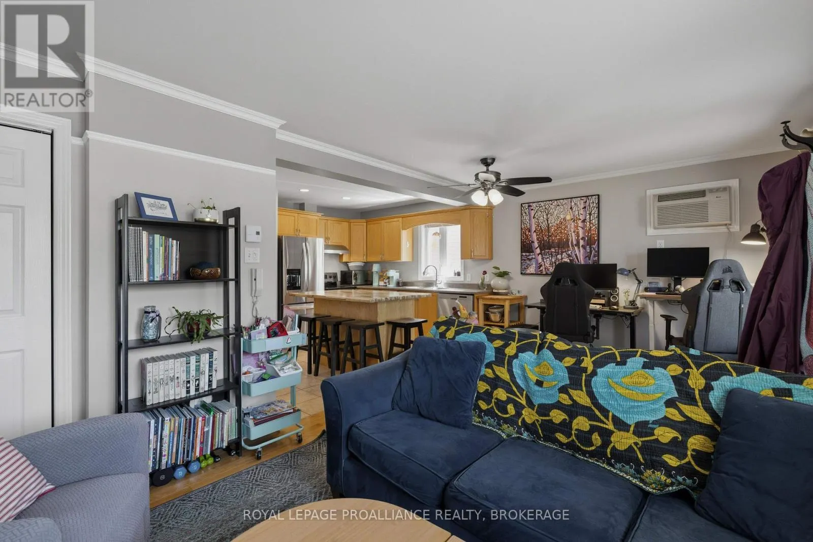 2104 - 225 OAK STREET #2104