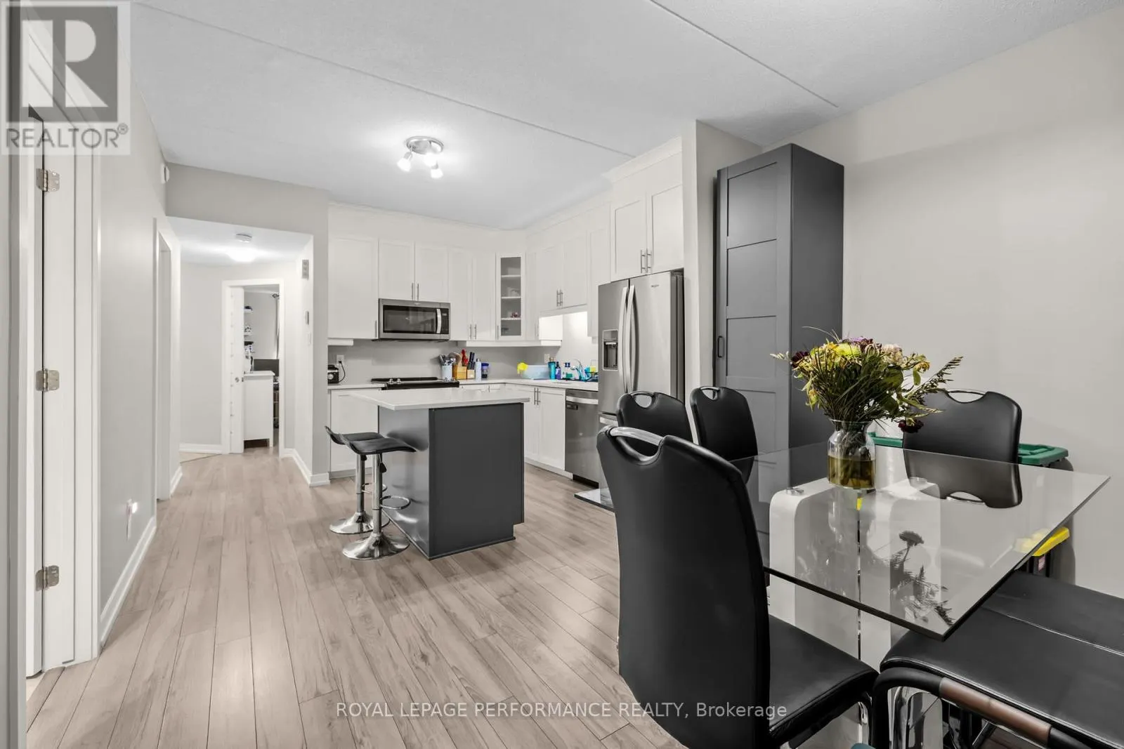 405 - 99 ST MORITZ TRAIL