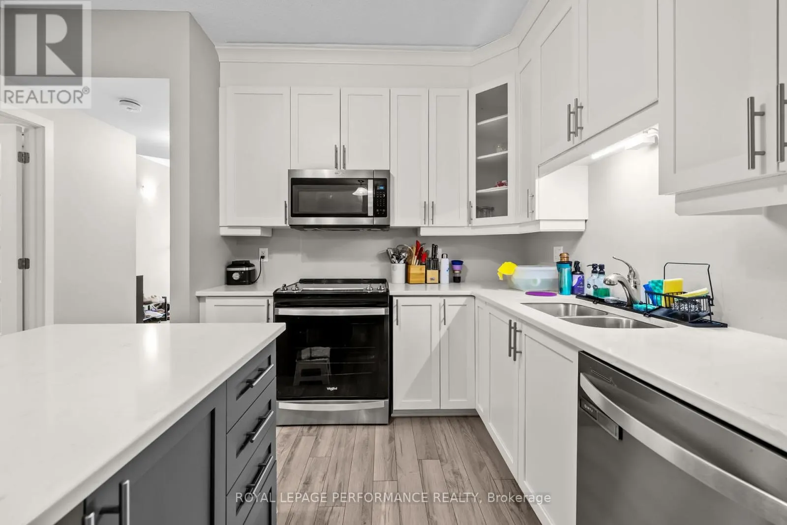 405 - 99 ST MORITZ TRAIL